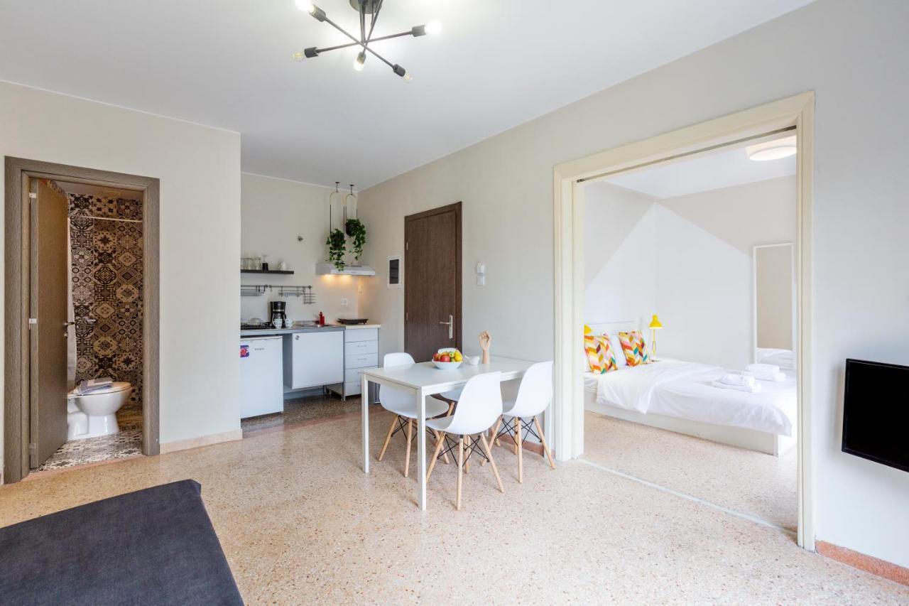 Psirri Place Economy Apartments Centrally Located Athen Exterior foto