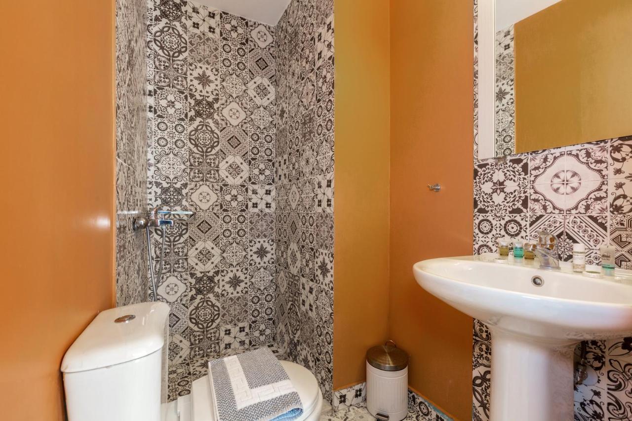 Psirri Place Economy Apartments Centrally Located Athen Exterior foto