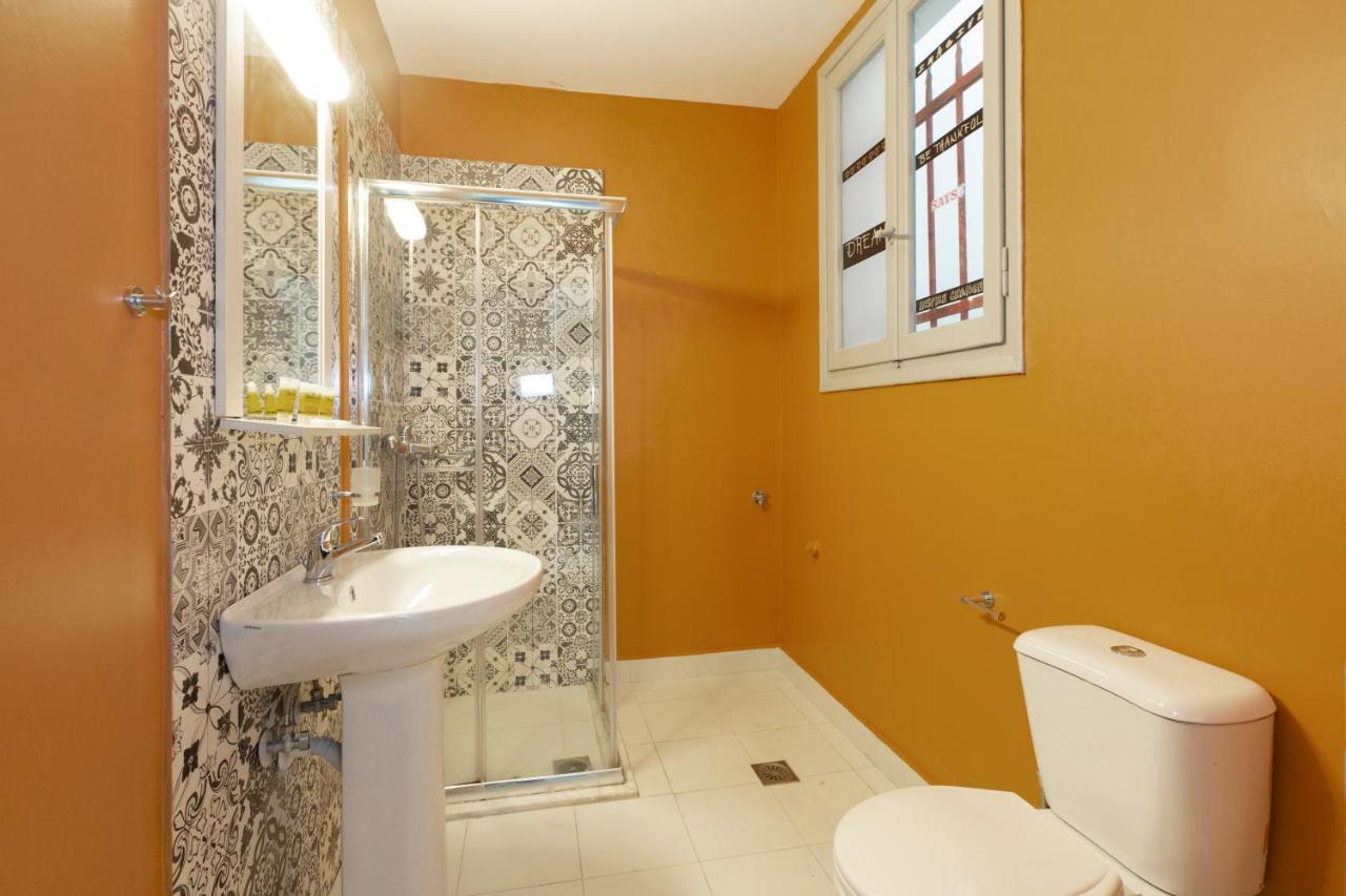 Psirri Place Economy Apartments Centrally Located Athen Exterior foto